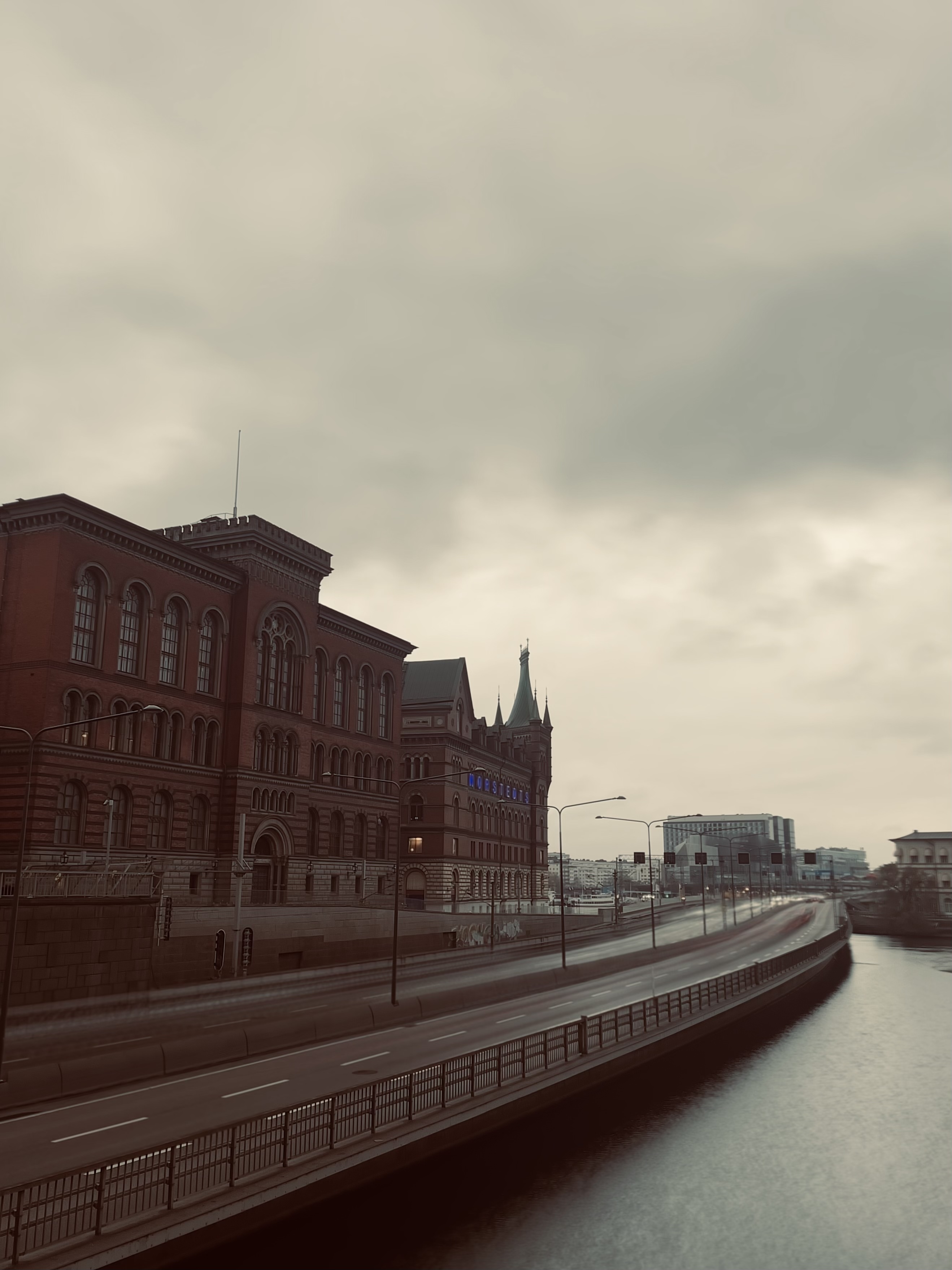 Stockholm, novembre 2025, quelque chose d'un périphérique